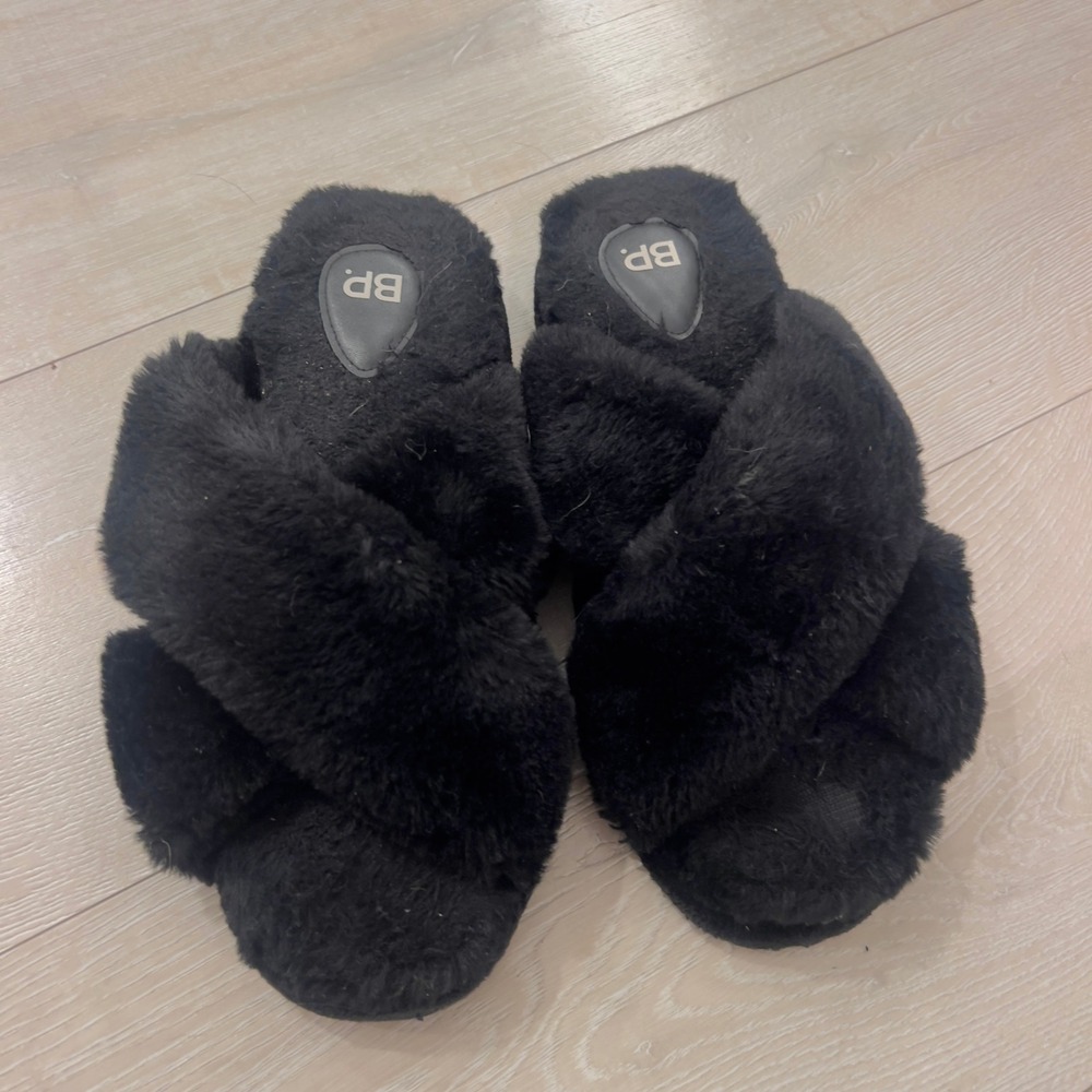 BP Black‎ Faux Fur Crisscross Slide Slippers Womens Cozy House Shoes